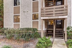 Condo, 2 Bedrooms | Exterior detail