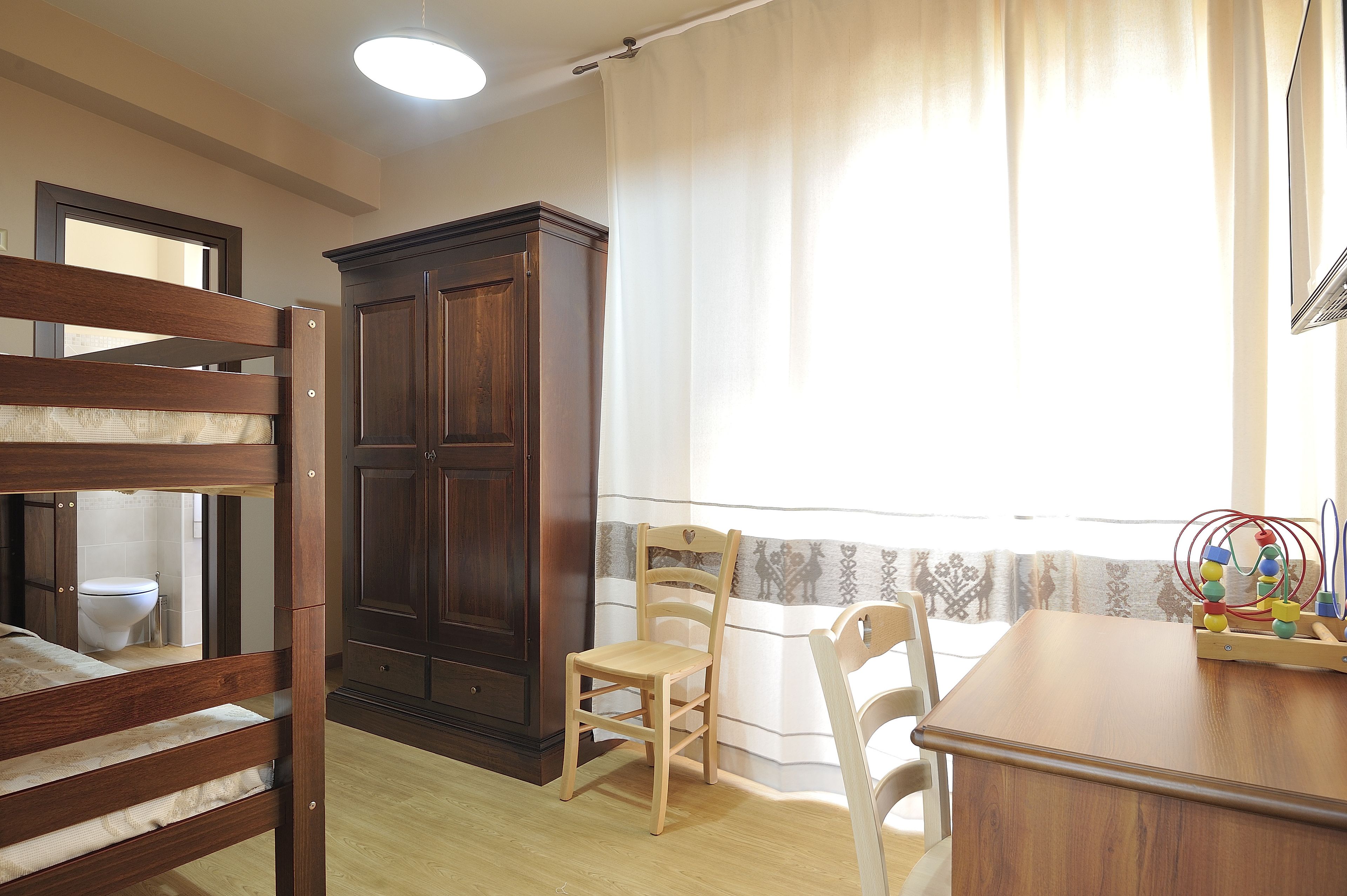 Comfort Twin kamer, 1 slaapkamer, niet-roken, balkon | Luxe beddengoed, een minibar, een bureau, geluiddichte muren