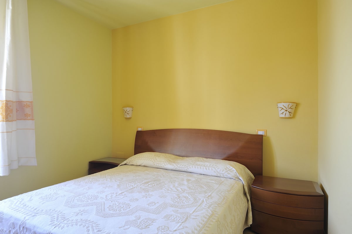 Habitación doble clásica, para no fumadores, vista al valle | Ropa de cama de alta calidad, minibar, escritorio y insonorización