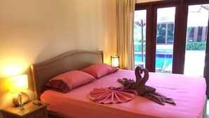 Pool View Bungalow 