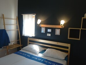 A2 - Apartment with Balcony | Premium bedding, down comforters, soundproofing, iron/ironing board - Apartments Ivas (Umag)
