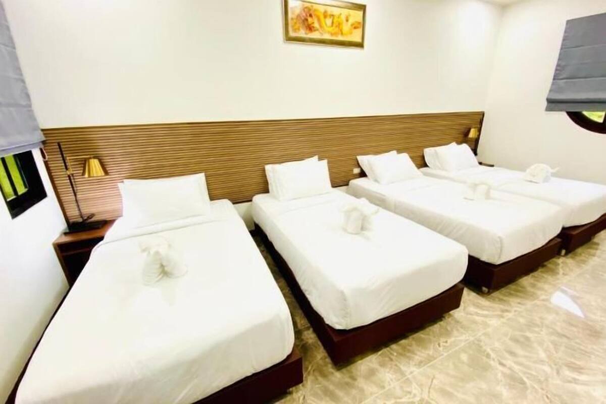In-room safe, individually decorated, individually furnished, desk