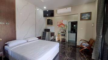 Chambre Triple Familiale, plusieurs lits, non-fumeur, balcon