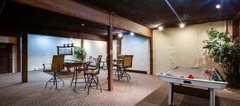Snowline Lodge Condo #9
