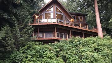 Cabin, 3 Bedrooms | Exterior
