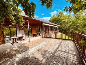 Family Chalet, Ensuite, Garden View | Balcony view