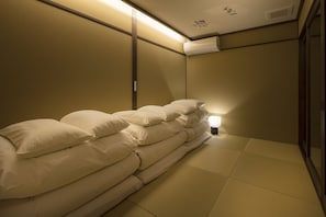 트래디셔널 하우스, 침실 3개, 주방, 정원 전망 | 객실 내 금고, 각각 다른 스타일의 인테리어, 각각 다르게 가구 비치, 다리미/다리미판