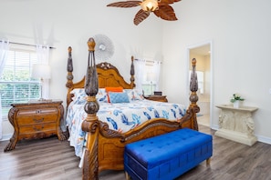 7 bedrooms, in-room safe, desk, iron/ironing board