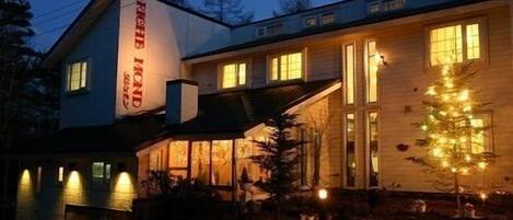 Front of property - evening/night