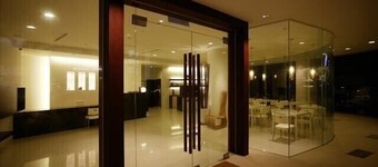 โรงแรมริเวอร์
