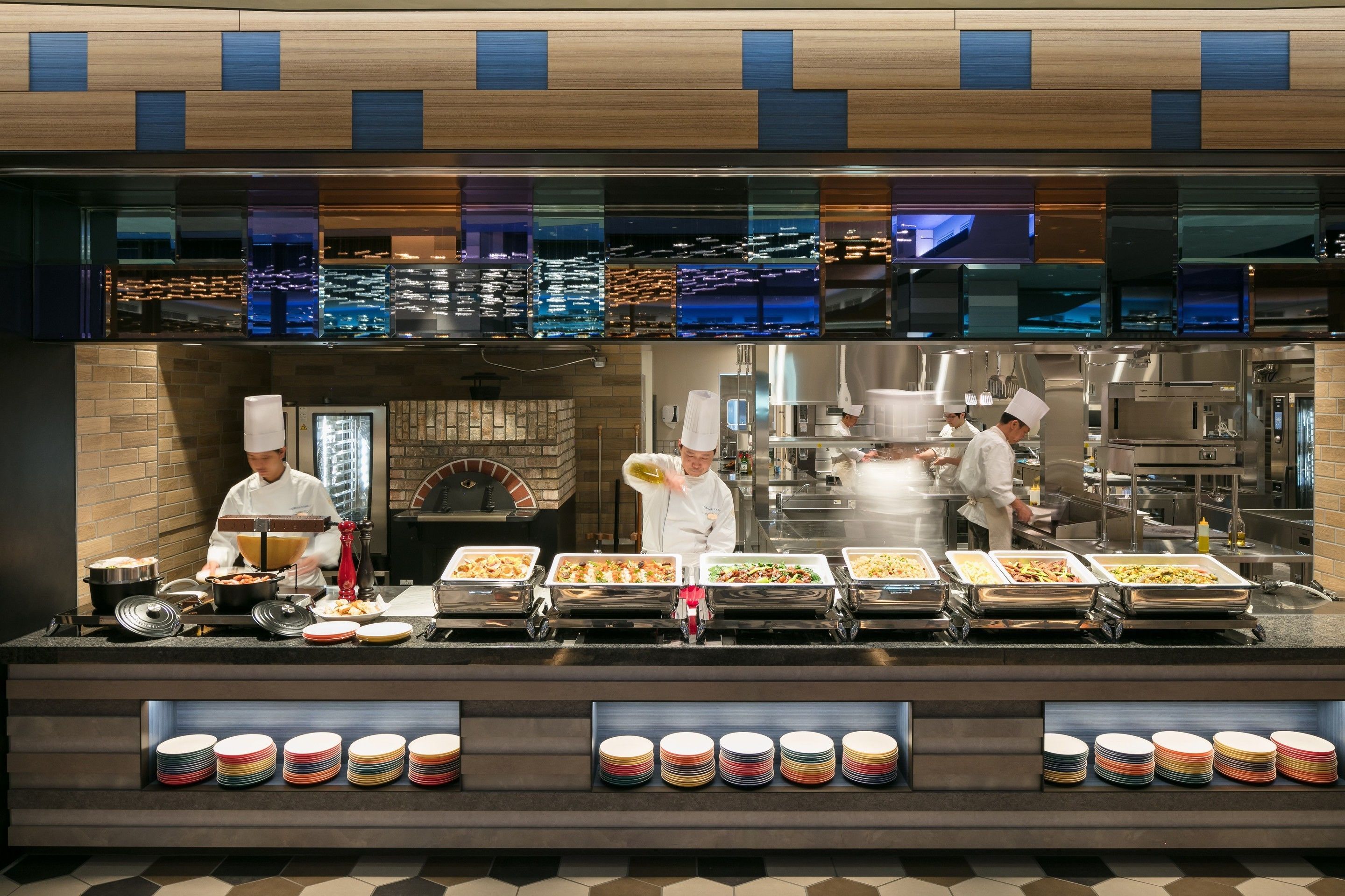 breakfast, lunch and dinner served