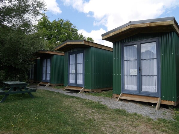Twin Cabin