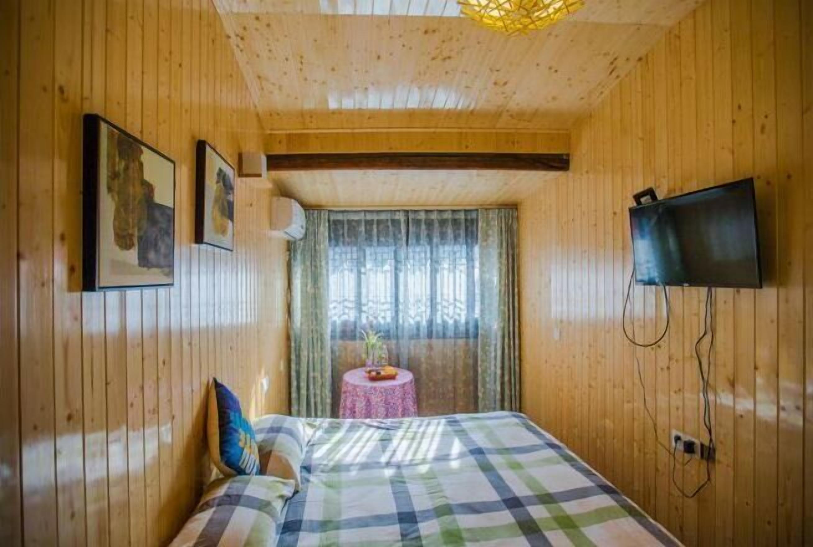 Desk, blackout drapes, free WiFi