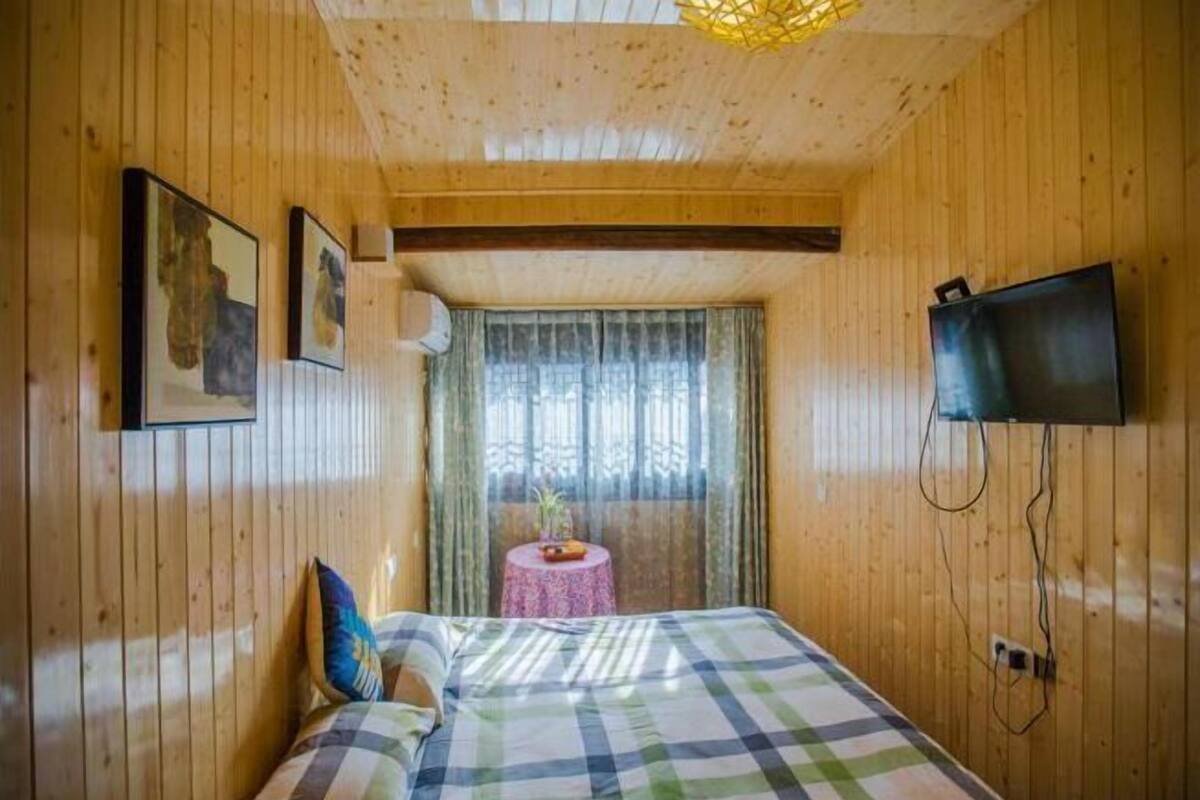 Desk, blackout drapes, free WiFi