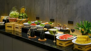 朝食ビュッフェ