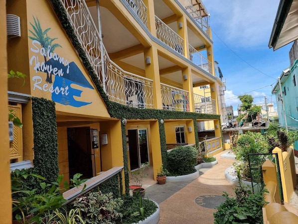 Front of property - Sabang Oasis Resort (Puerto Galera)