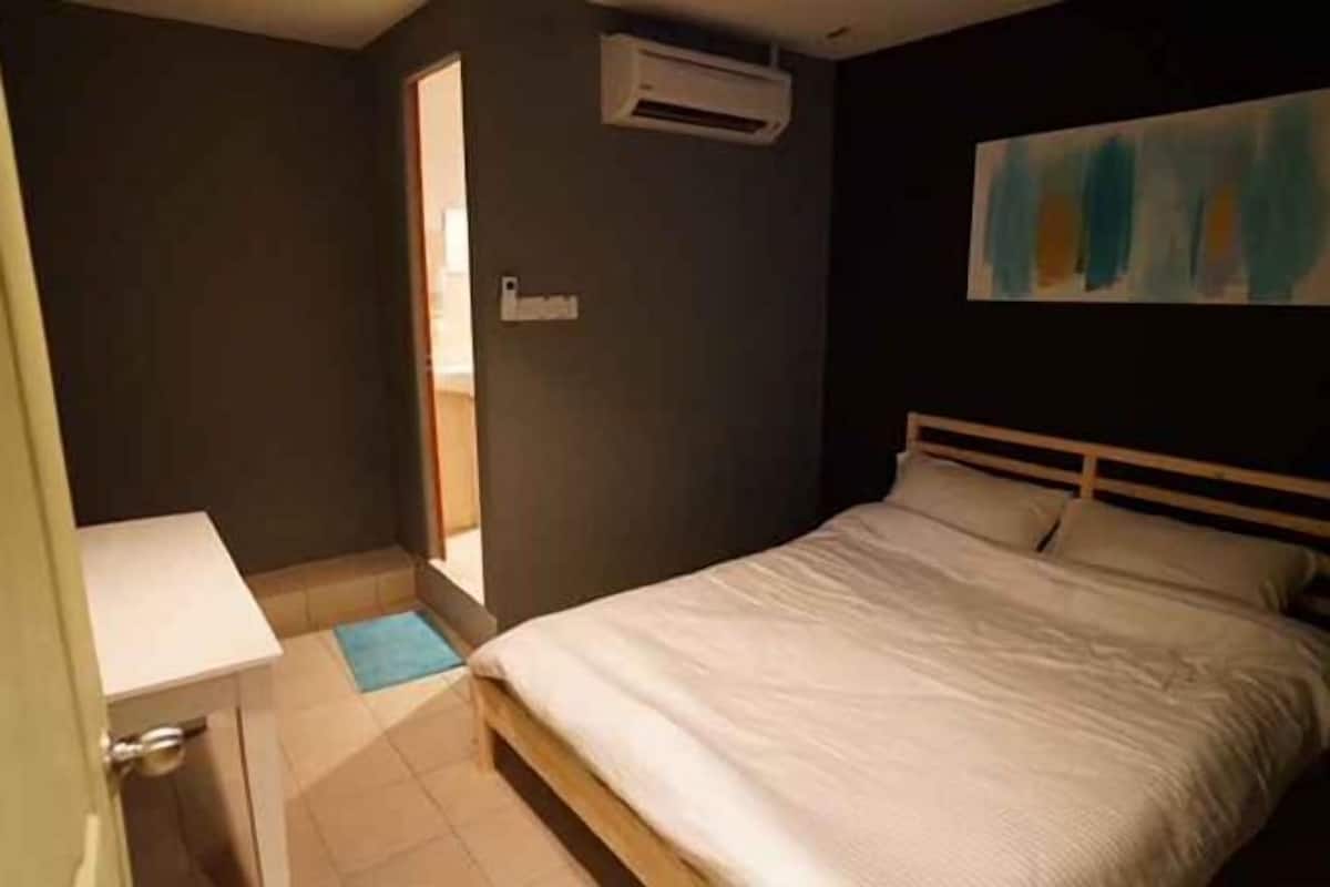 Bügeleisen/Bügelbrett, kostenloses WLAN, Bettwäsche