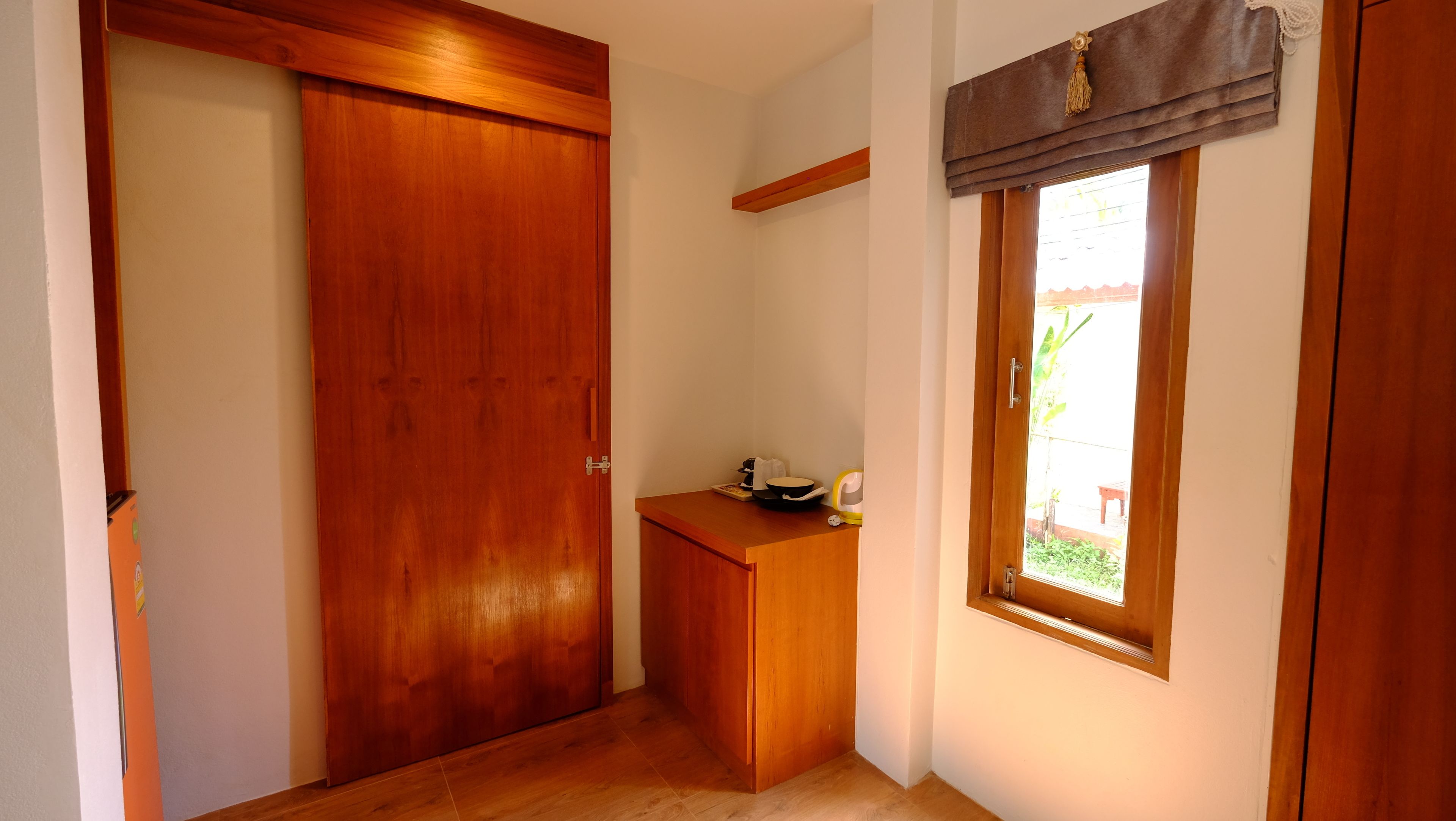 deluxe cabana  | room amenity