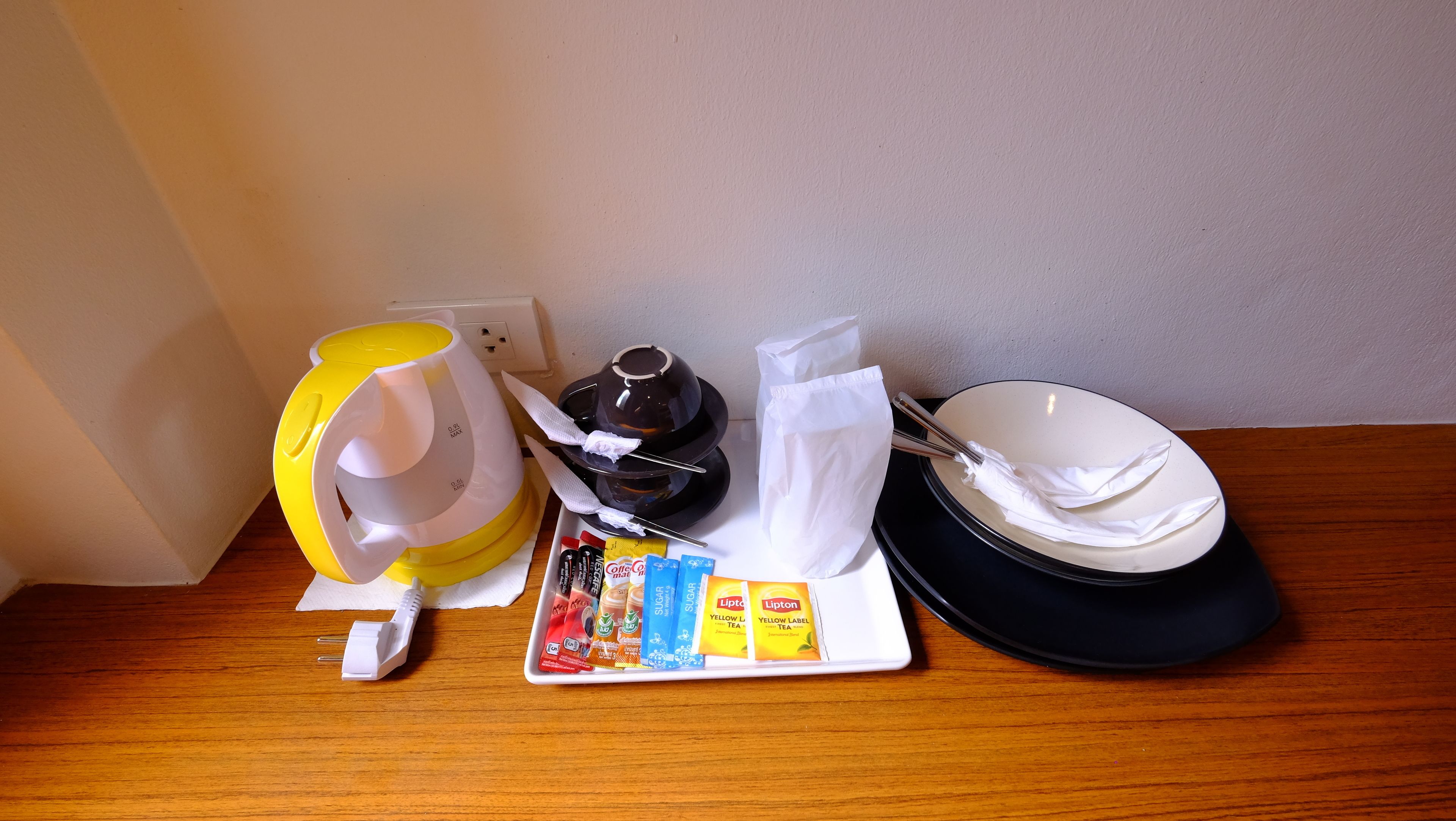 deluxe room  | coffee and/or coffee maker