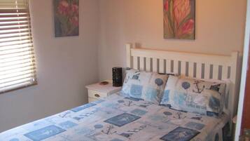 Premium bedding, iron/ironing board, bed sheets