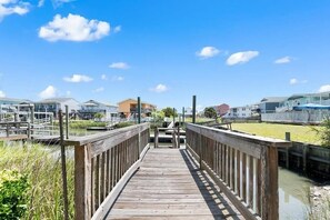 House, 3 Bedrooms | Property grounds