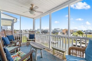 House, 3 Bedrooms | Property grounds