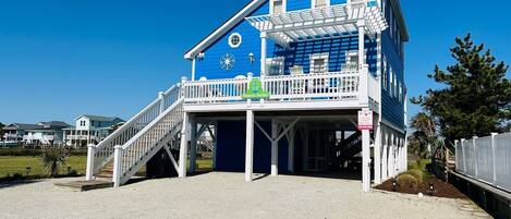 House, 3 Bedrooms | Exterior