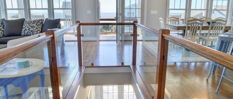 House, 5 Bedrooms | Interior