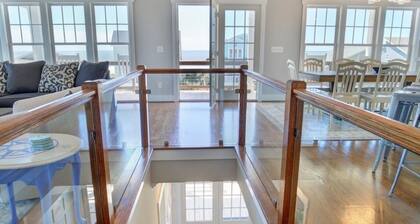 Absolute Paradise 5 Bedroom Home by RedAwning