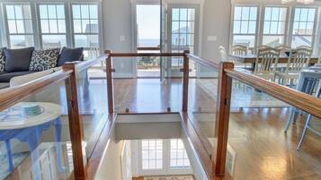 House, 4 Bedrooms | Interior