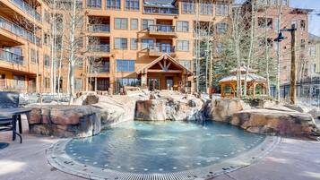 콘도, 침실 2개 | 수영장 | 야외 수영장, 온수 수영장, 일광욕 의자