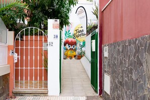 Exterior - Tenerife Experience Hostel (Santa Cruz de Tenerife)