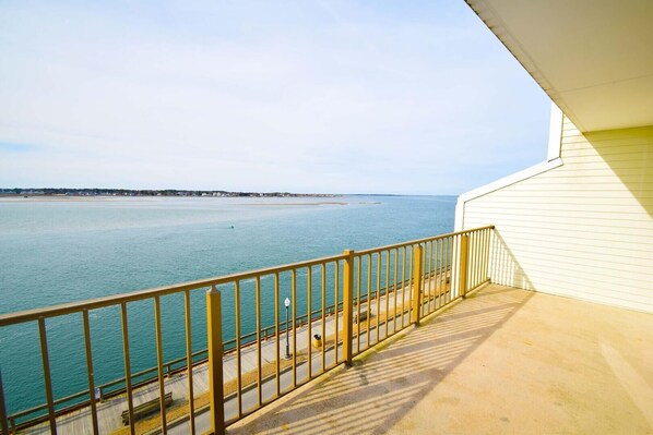 Condo, 3 Bedrooms | Property grounds - Crab Cove On The Bay 406 (Ocean City)