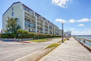 Condo, 3 Bedrooms | Exterior - Crab Cove On The Bay 406 (Ocean City)