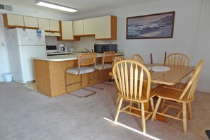 Condo, 2 Bedrooms | In-room dining - Sunrise Sea 308 (Ocean City)