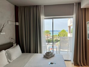 Premium bedding, pillowtop beds, minibar, in-room safe - Hotel Ocelle Thermae & Spa - Adults Only (Sirmione)