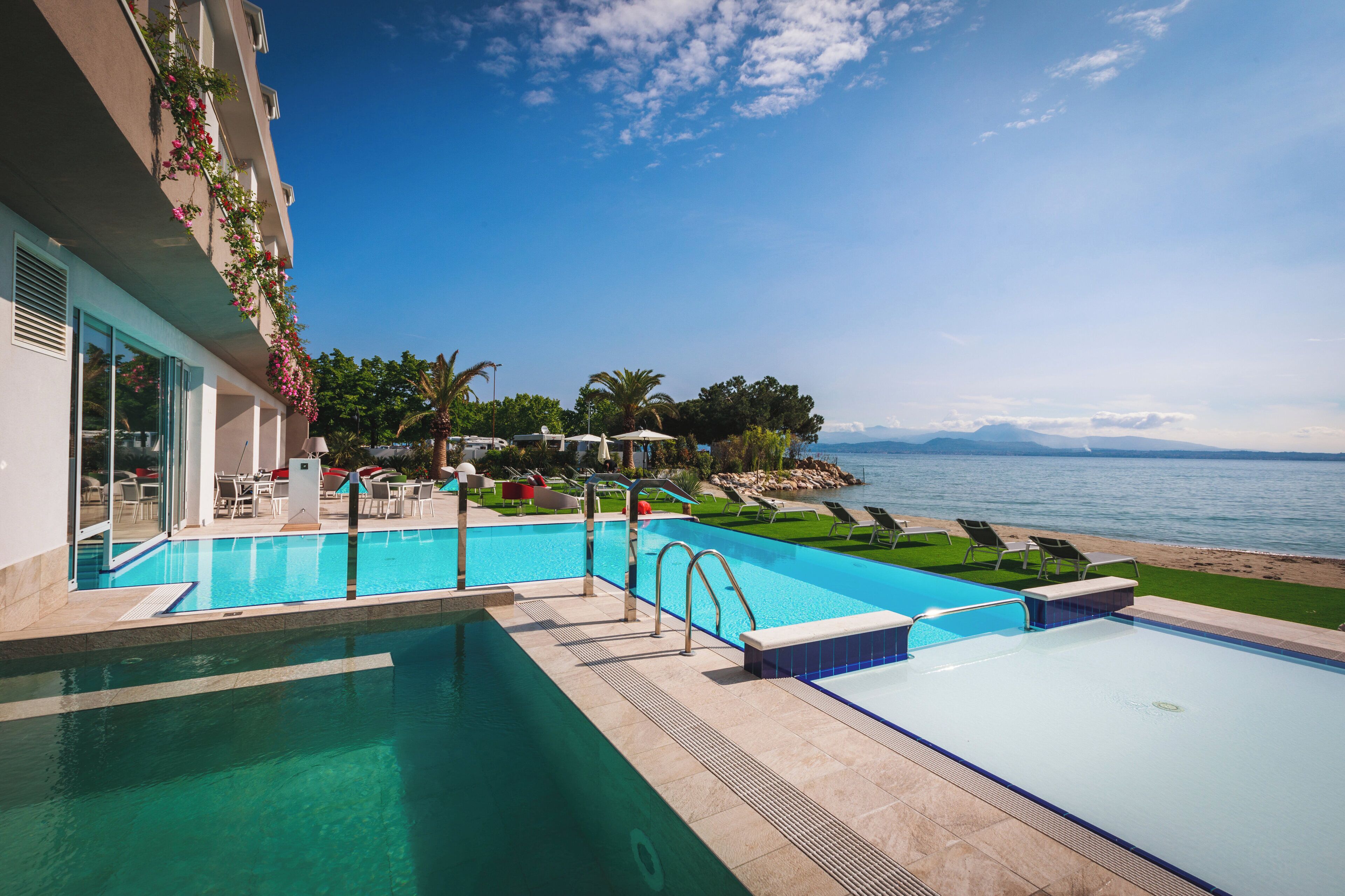 Indoor pool, 2 outdoor pools, pool umbrellas, pool loungers