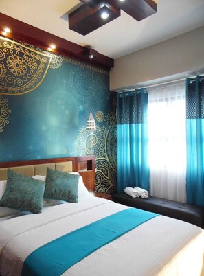 Luxury Condo, 2 Bedrooms, Poolside (Turquoise) | 2 bedrooms, down comforters, pillowtop beds, in-room safe - Avalon Condominium (Cebu City)