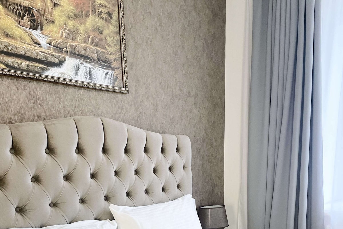 Superior Double Room | Premium bedding, in-room safe, desk, iron/ironing board