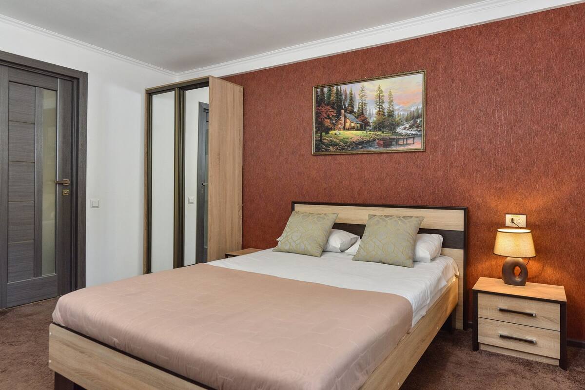 Standard Double Room | Premium bedding, in-room safe, desk, iron/ironing board