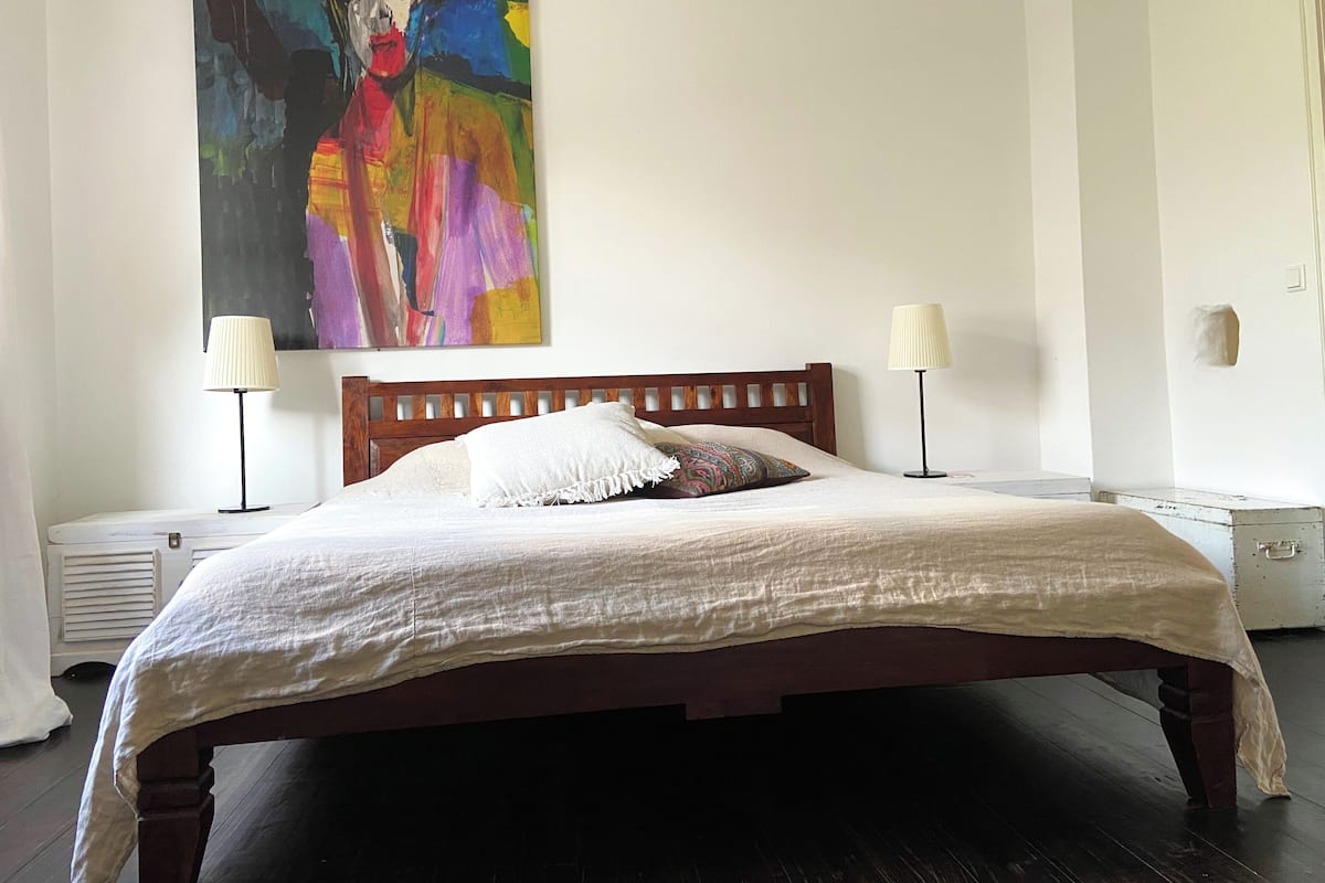 Klassiek appartement | Een bureau, verduisterende gordijnen, gratis wifi, beddengoed