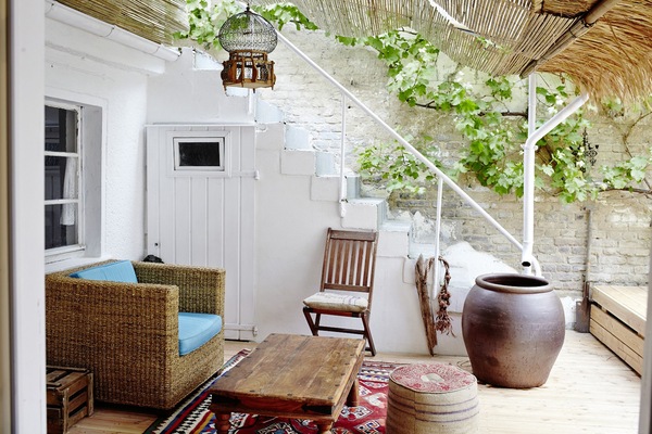 Appartement Standard, terrasse, rez-de-chaussée | Coin séjour | Télévision à écran plat