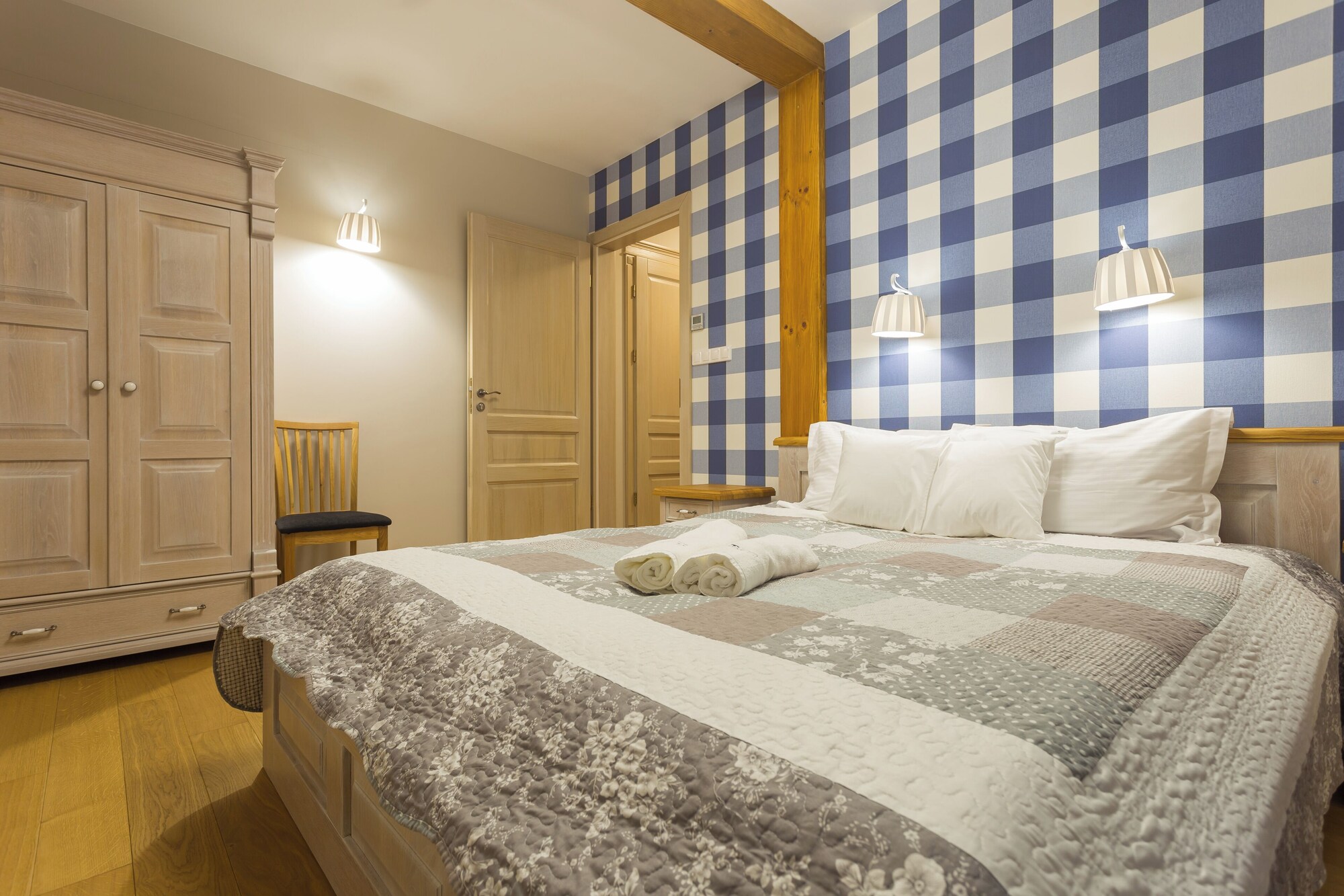 4 Star Hotels