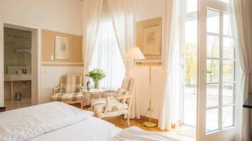 ๋๋ญ์ค ๋๋ธ๋ฃธ | ์ ์๊ทน์ฑ ์นจ๊ตฌ, ๊ฐ์ค ๋ด ๊ธ๊ณ , ๊ฐ๊ฐ ๋ค๋ฅธ ์คํ์ผ์ ์ธํ
๋ฆฌ์ด, ๊ฐ๊ฐ ๋ค๋ฅด๊ฒ ๊ฐ๊ตฌ ๋น์น