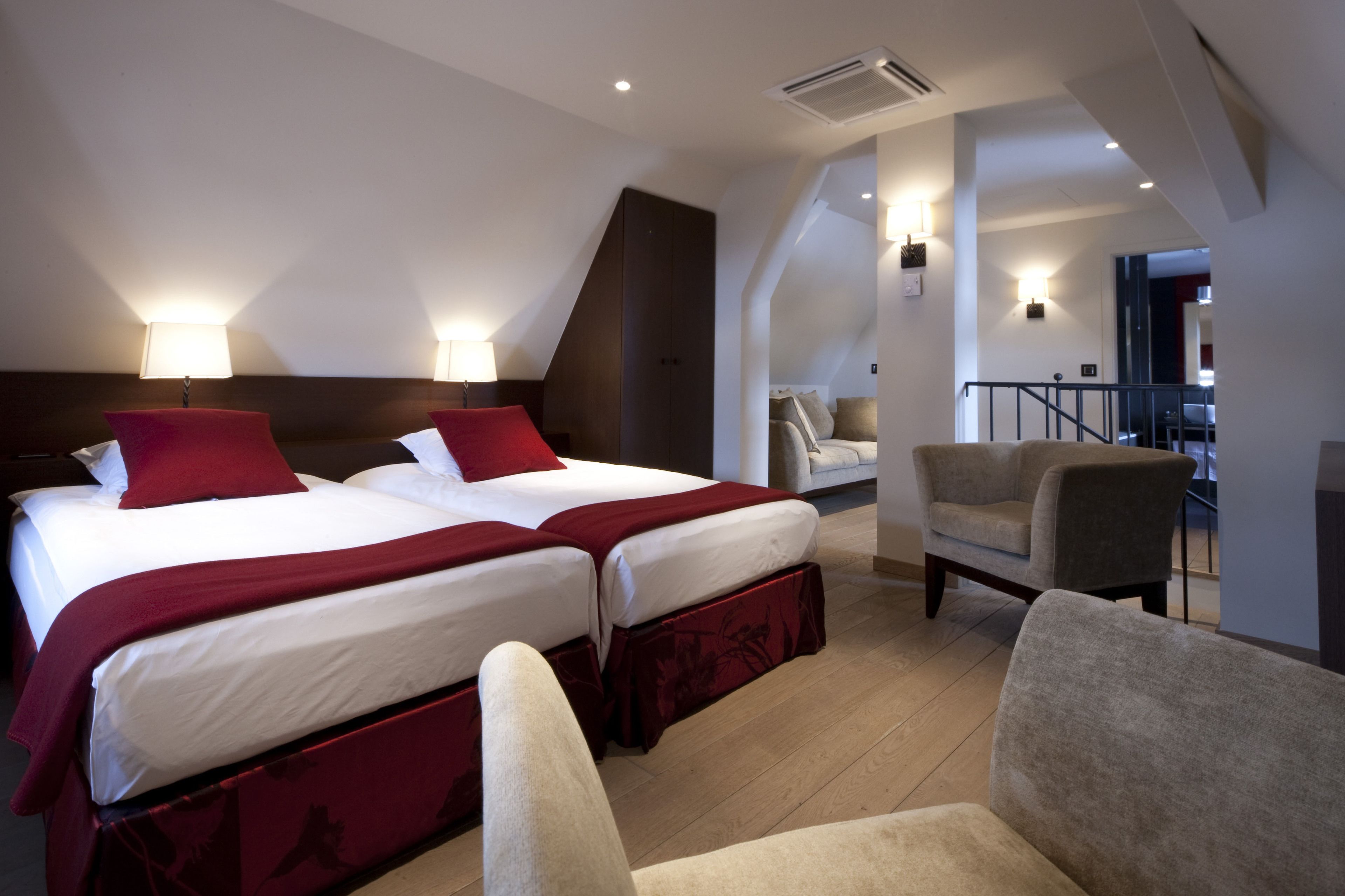 deluxe double room | select comfort beds, minibar, in-room safe, desk