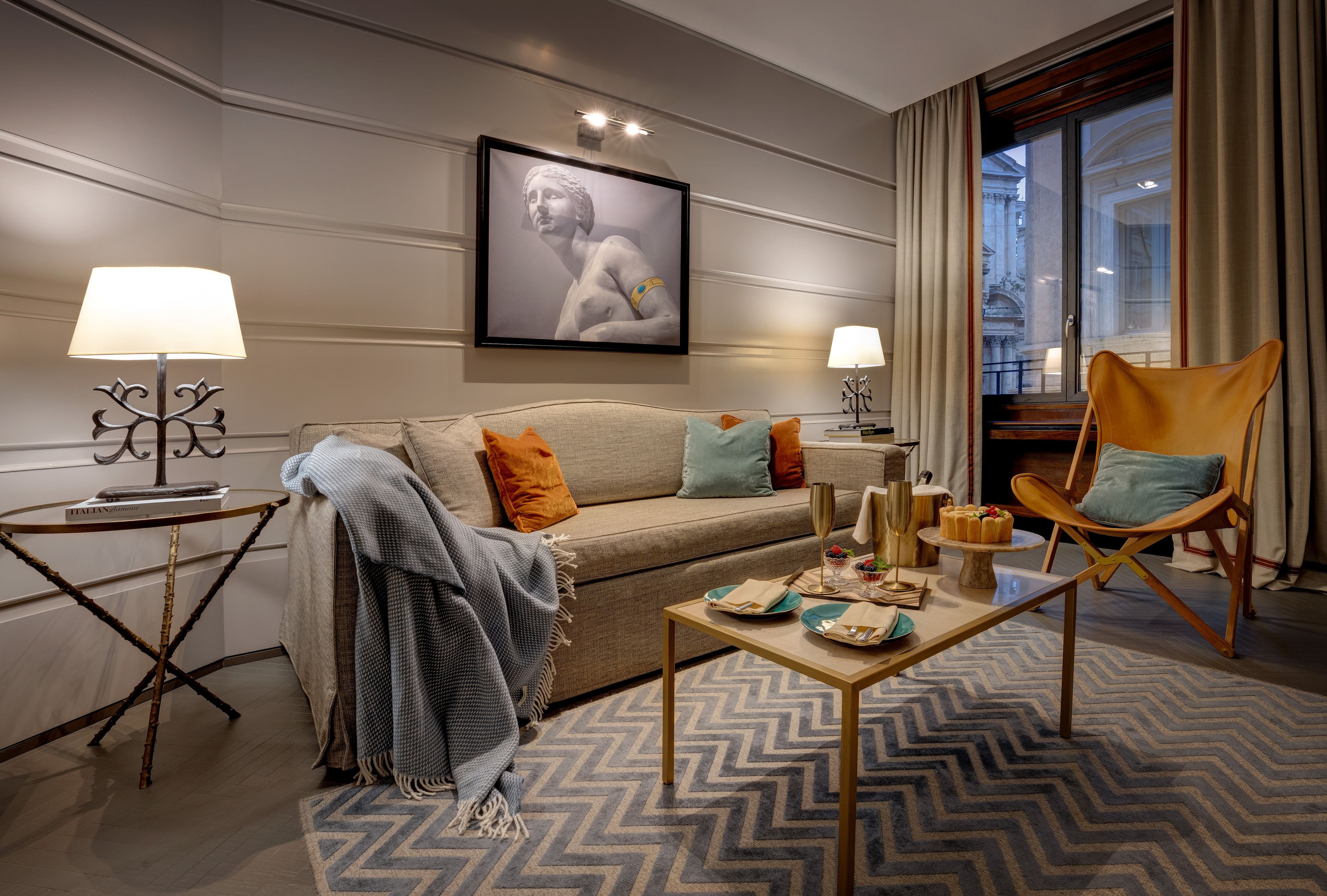 1 bedroom, egyptian cotton sheets, premium bedding, down duvets