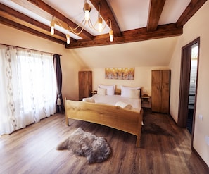 办公桌、隔音、熨斗/熨衣板、免费 WiFi