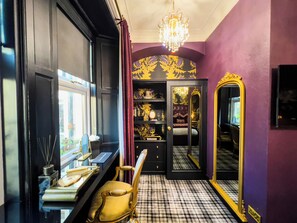 Thistle Room | Individually decorated, individually furnished, desk, laptop workspace