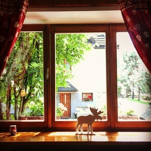 Departamento, varias camas, para no fumadores, vista al jardín | Decoración personalizada, tabla de planchar con plancha y wifi gratis 