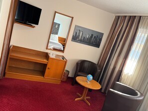 Chambre Double Supérieure | Literie de qualité supérieure, minibar, coffres-forts dans les chambres